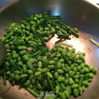 Make Garlic beans step 5