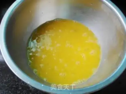 Make Eggs and guacamole step 3