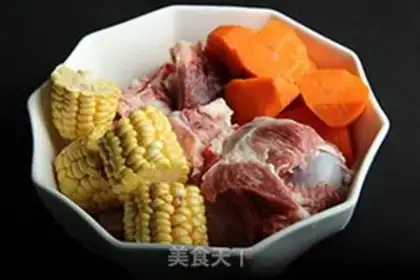 Make Corn radish soup step 1