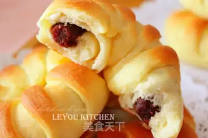 Make Flower bread step 10