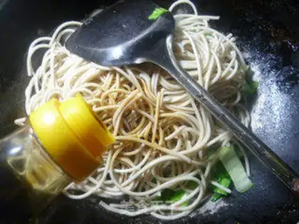 Make Egg and green noodles step 9