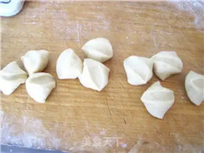 Make Bean-bread little balls step 5