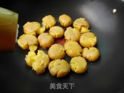 Make Hot black peppers, little potatoes step 5