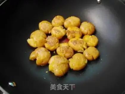 Make Hot black peppers, little potatoes step 6