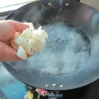 Make Sesame noodles step 8