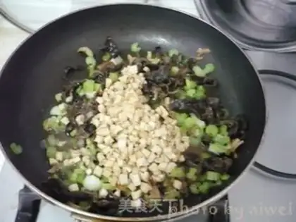 Make Noodles step 16