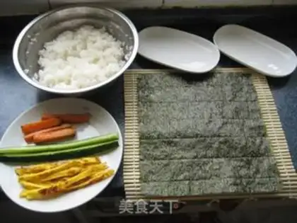 Make A field sushi roll step 11