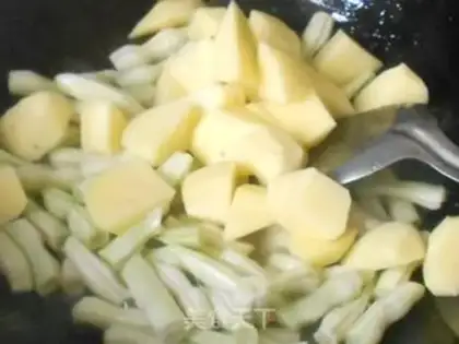 Make Potato stew with beans and pork step 2