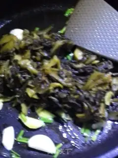 Make A sour cow frog step 3