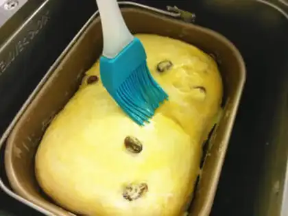 Make raisin milk toast step 13
