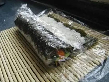 Make A field sushi roll step 15