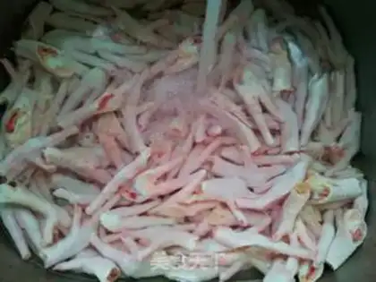 Make Homemade claws step 1