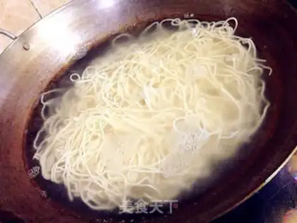 Make Spicy noodles step 6
