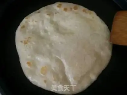 Make Old Beijing chicken roll step 3