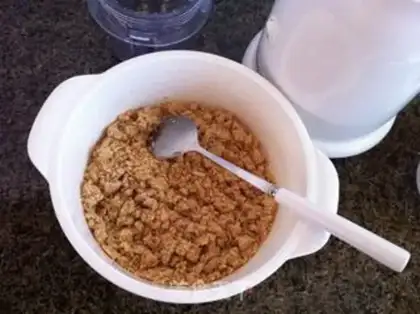 Make Peach peanuts step 1