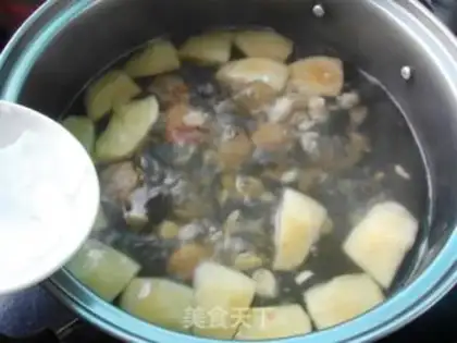 Make Apple almond fig soup step 3