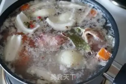 Make Brazilian chicken bun step 0