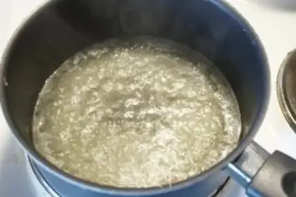 Make Brazilian chicken bun step 2