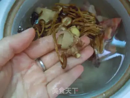 Make Tea mushroom duck soup step 4