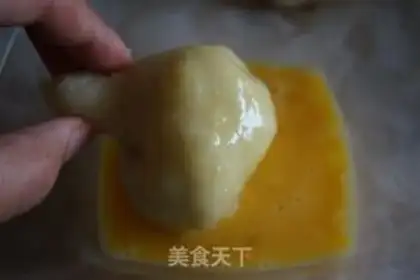 Make Brazilian chicken bun step 6