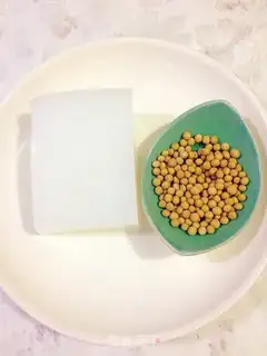 Make Spicy red oil step 0