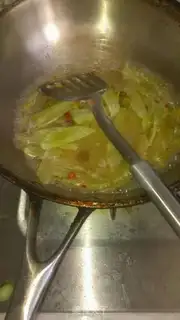 Make Sour soup, fat cow step 3