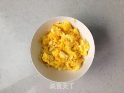 Make Fries and eggs step 1