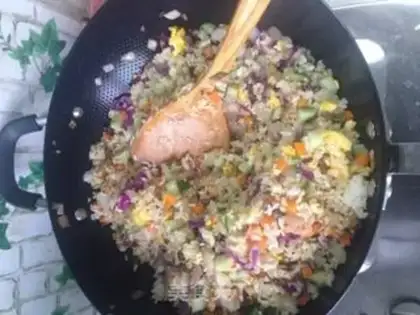 Make Fries and eggs step 6