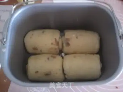 Make Red sugar date toast step 9