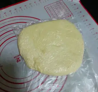 Make Red Bean Danish bread step 2