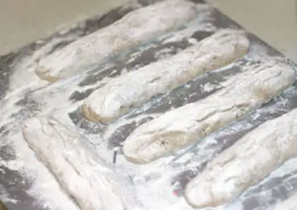 Make A fig tree branch bread step 7