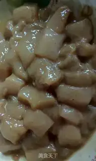 Make Chinese pasta step 1