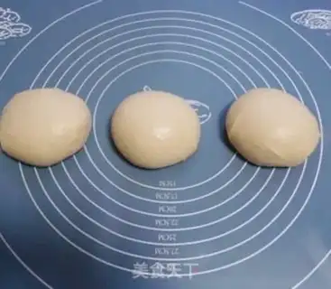 Make Red bean toast step 2