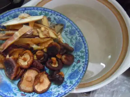Make Carnival mushroom chop soup step 2