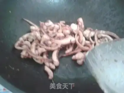 Make Spicy squid shrimp step 4