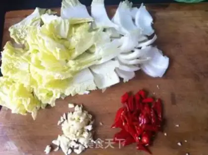 Make Scrambled doll food step 1