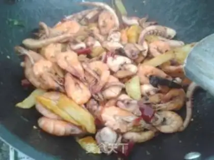 Make Spicy squid shrimp step 7