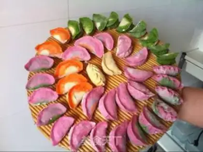 Make Five-colour dumplings step 10