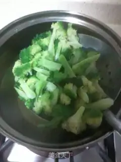 Make Egg mushrooms step 1