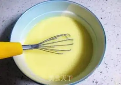 Make A hive cake step 2