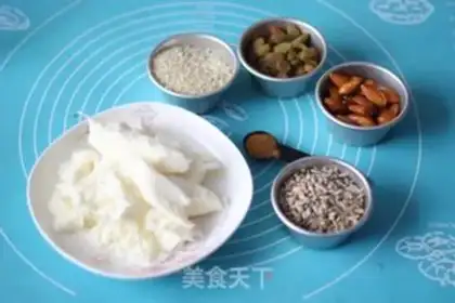 Make Chocolate nuts step 0