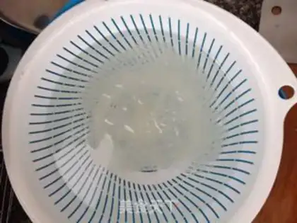 Make Garlic fan dishes step 0