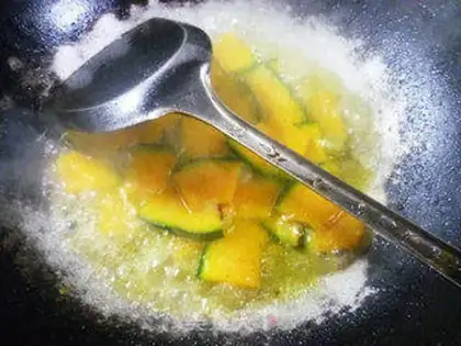 Make Pumpkin with mushrooms step 5