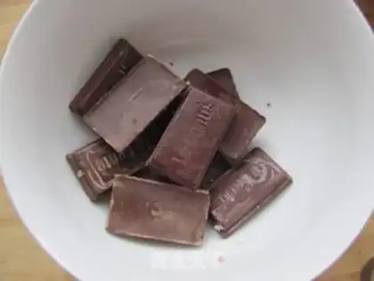 Make Coconut chocolate crackers step 9