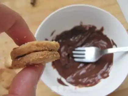 Make Coconut chocolate crackers step 12