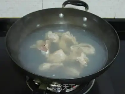 Make Chestnut corn fan soup step 2
