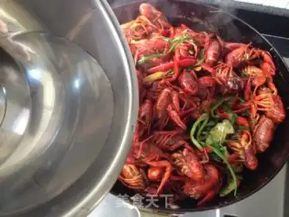 Make Spicy lobster step 12