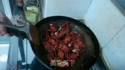 Make Spicy lobster step 3