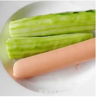Make Cucumber-cracker step 1
