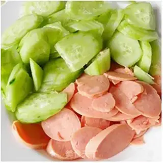 Make Cucumber-cracker step 2